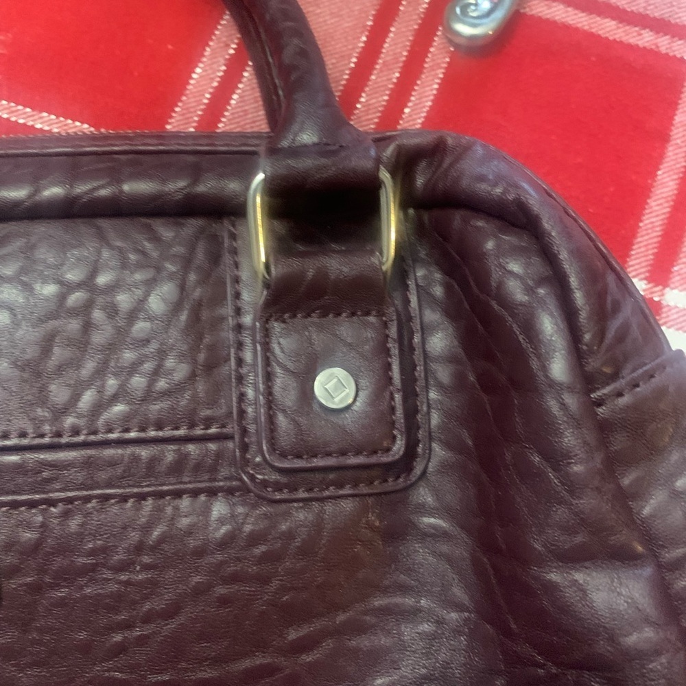 Vintage Leather Tote in Rich Purple - Picture 12 of 13
